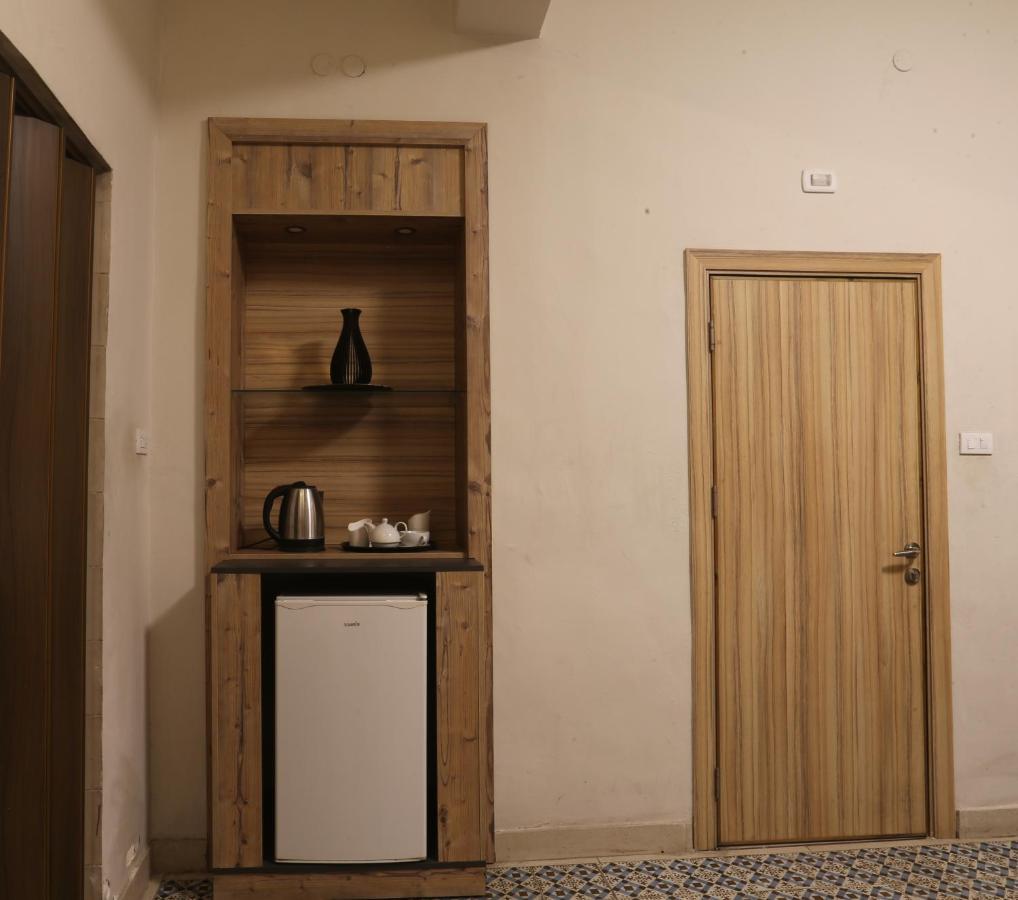 Riviera Hotel Amman Eksteriør billede