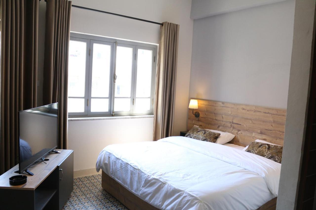Riviera Hotel Amman Eksteriør billede