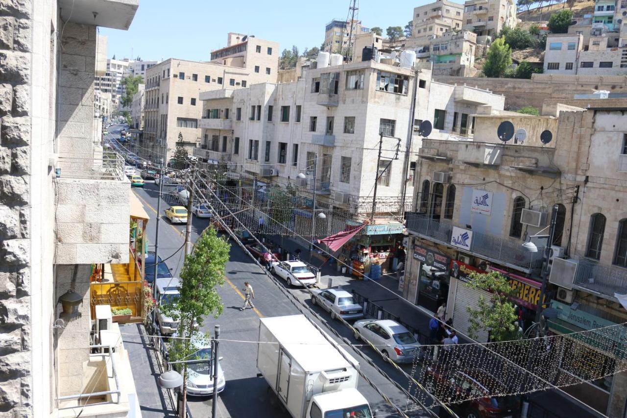 Riviera Hotel Amman Eksteriør billede
