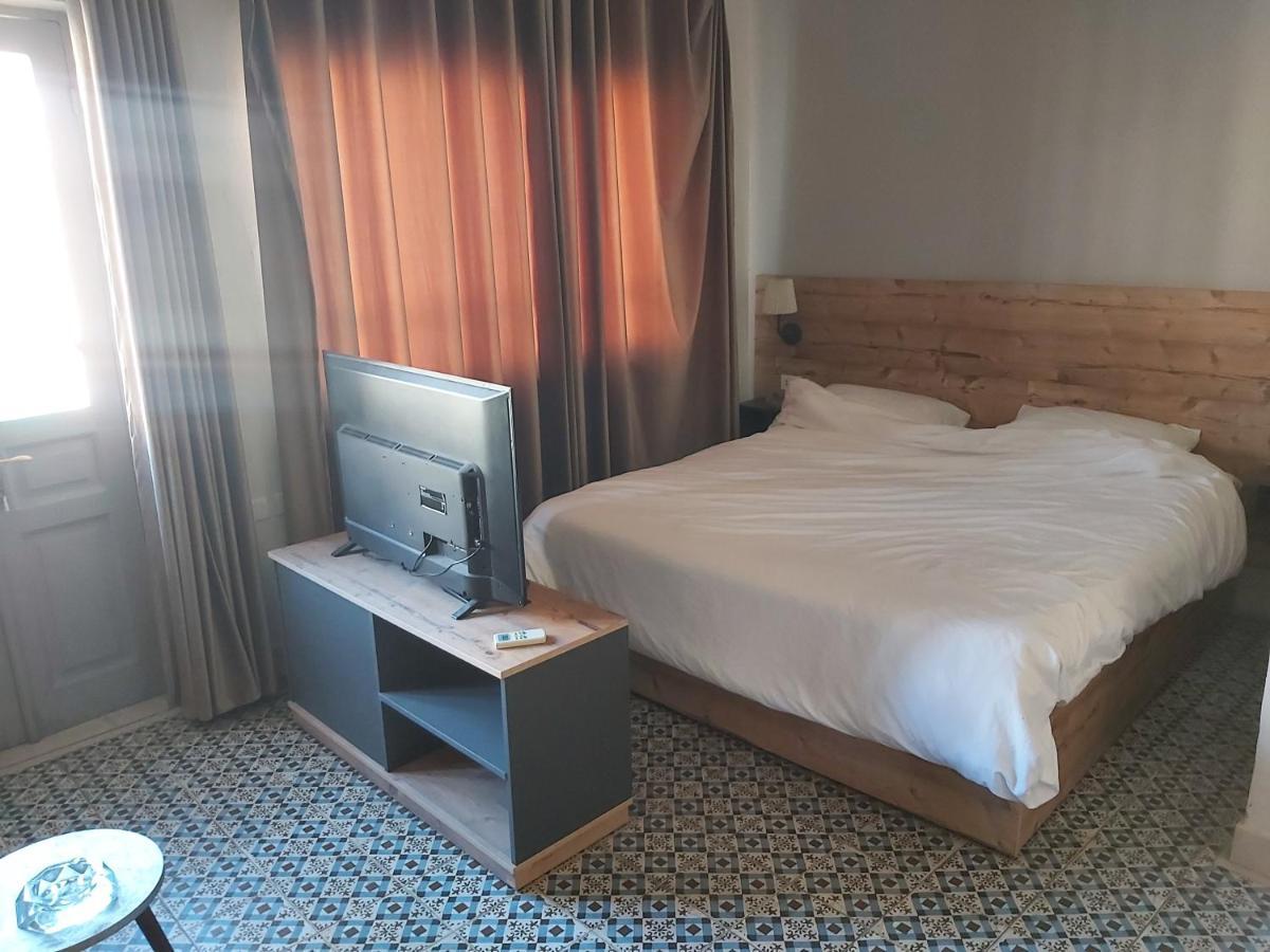 Riviera Hotel Amman Eksteriør billede